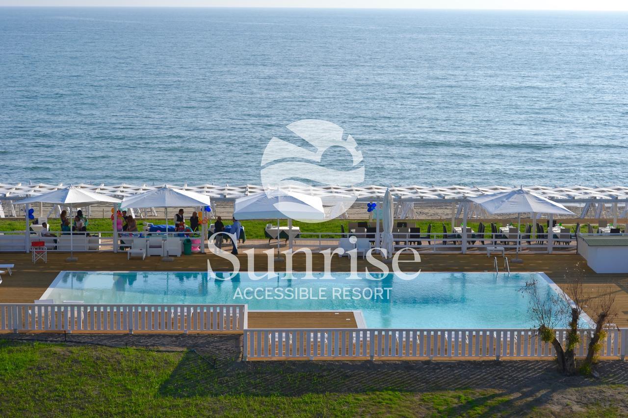 Sunrise Accessible Resort Battipaglia Zewnętrze zdjęcie